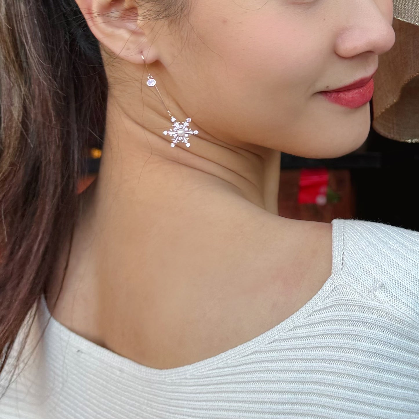 HIMA Snowflake Drop Earrings