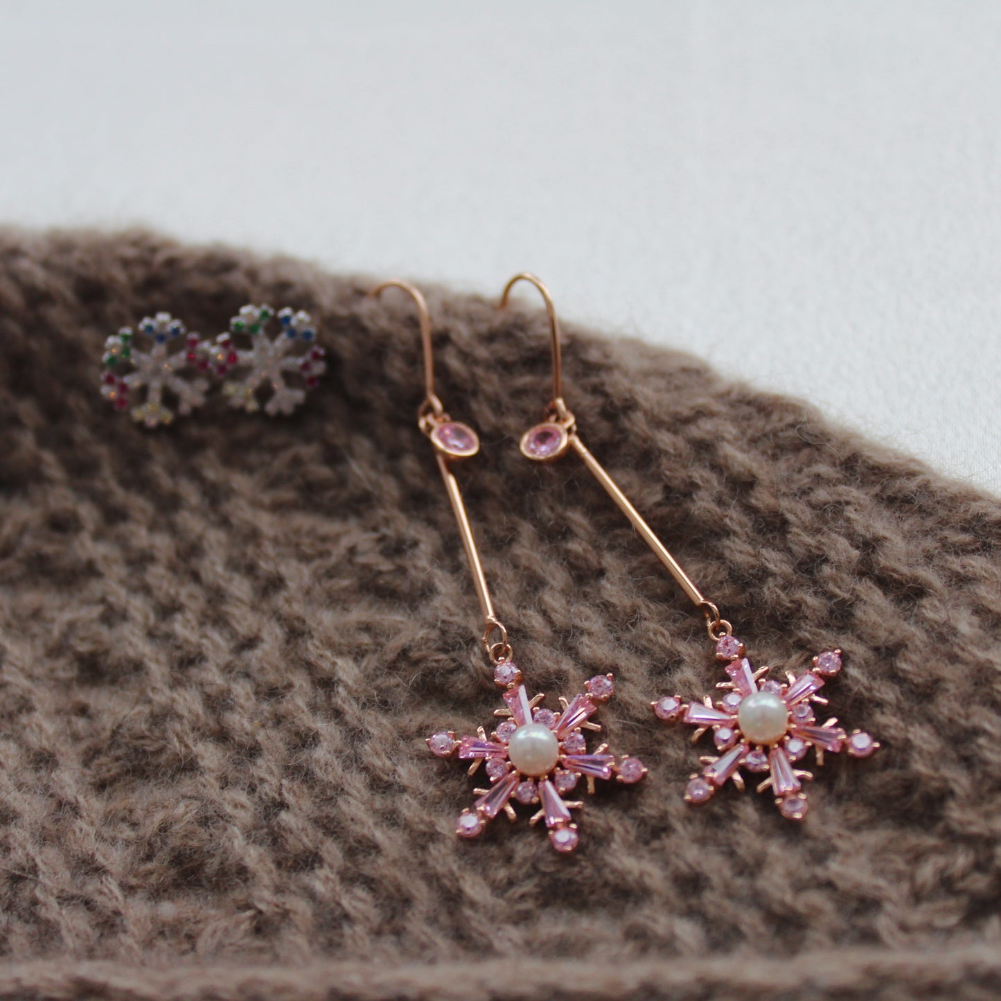 HIMA Snowflake Drop Earrings