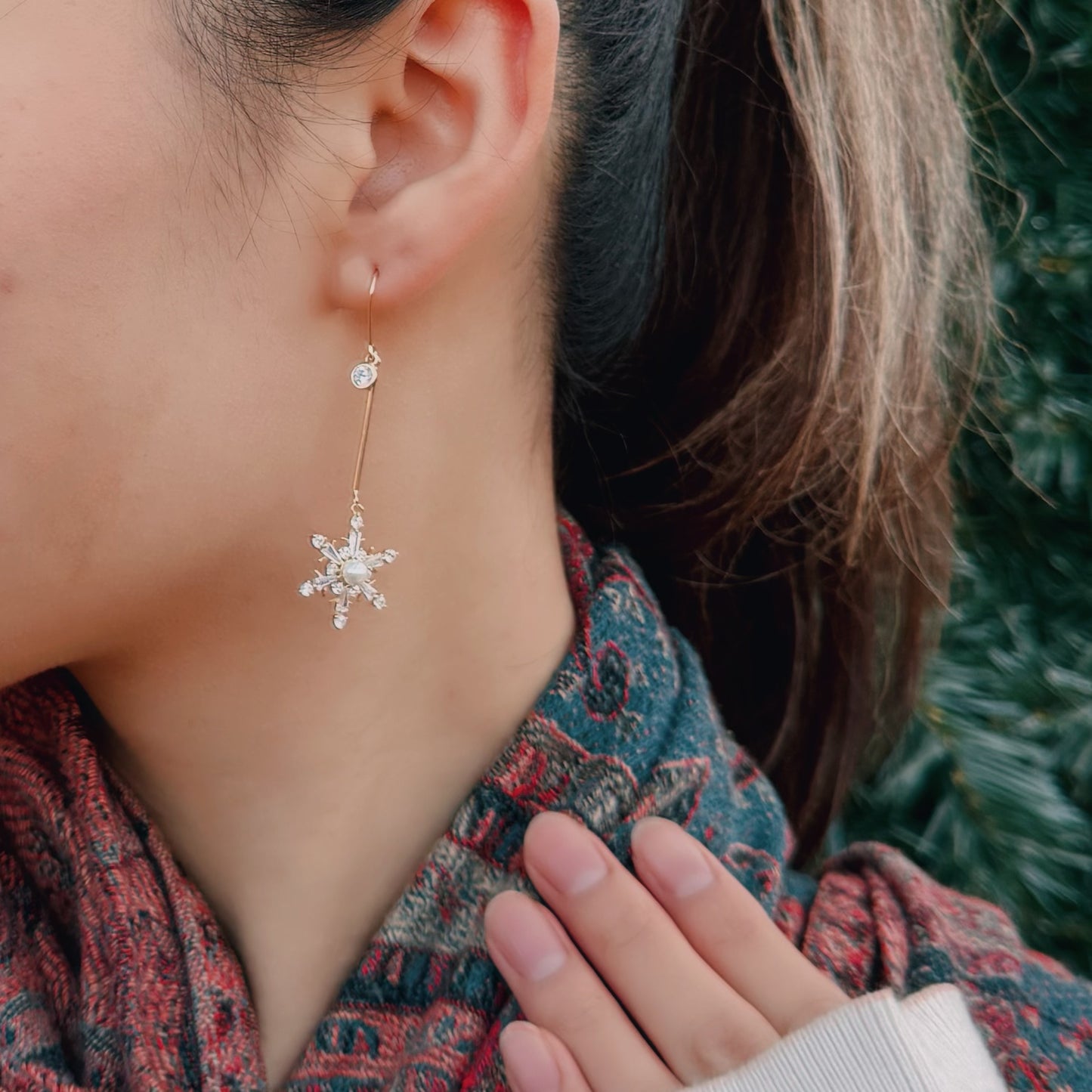 HIMA Snowflake Drop Earrings